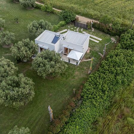 Mellagia Suites Kassandreia Екстериор снимка